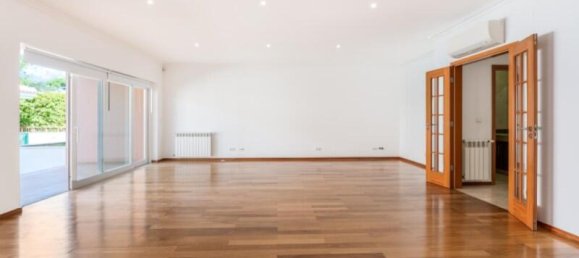 5 bedrooms Villa in Cascais, Portugal No. 146179 7