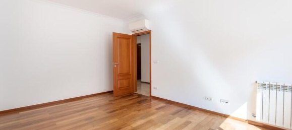 5 bedrooms Villa in Cascais, Portugal No. 146179 16