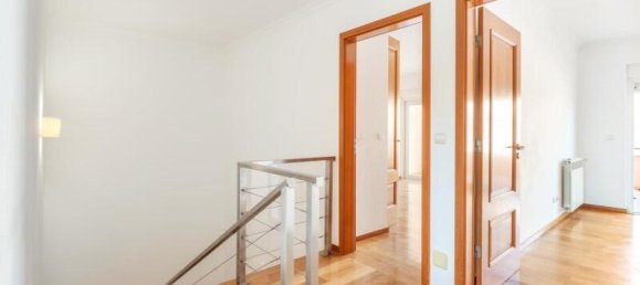 5 bedrooms Villa in Cascais, Portugal No. 146179 19