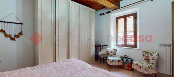 5 rooms Apartment in Minucciano, Italy No. 234539 7