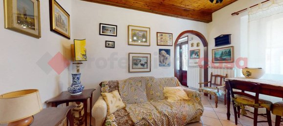 5 rooms Apartment in Minucciano, Italy No. 234539 4