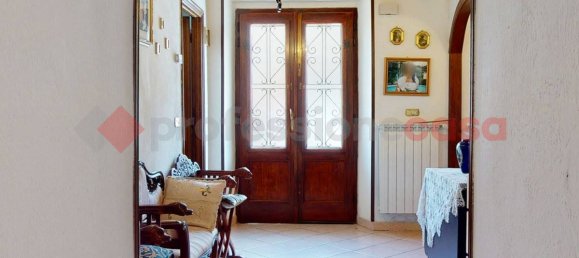 5 rooms Apartment in Minucciano, Italy No. 234539 8