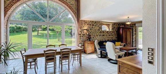 5 bedrooms House in Mayenne, France No. 311927 12