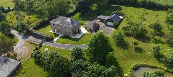 5 bedrooms House in Mayenne, France No. 311927 3