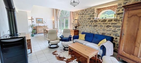 5 bedrooms House in Mayenne, France No. 311927 14