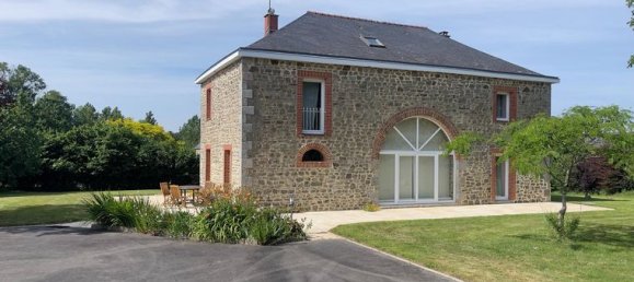 5 bedrooms House in Mayenne, France No. 311927 7