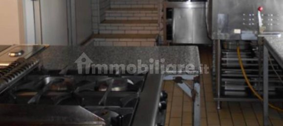 1 room Commercial property in Salerno, Italy No. 12003 12