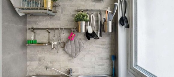 1 bedroom Apartment in Rome, Italy No. 188675 8