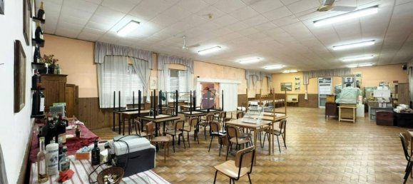 Edificio en Torre Canavese, Italy 680 m² No. 304935 7