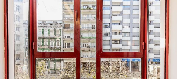 3 bedrooms Apartment in Lisbon, Portugal No. 123348 15