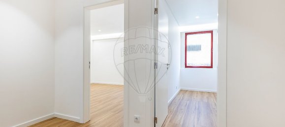 3 bedrooms Apartment in Lisbon, Portugal No. 123348 3