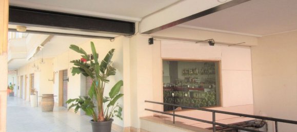 Gewerbliche Immobilie in Copertino, Italy 80m², Nr. 295368 2