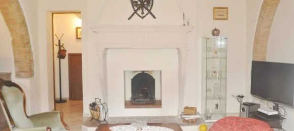 2غرفة شقة في Rosignano Marittimo, Italy رقم 281387 7