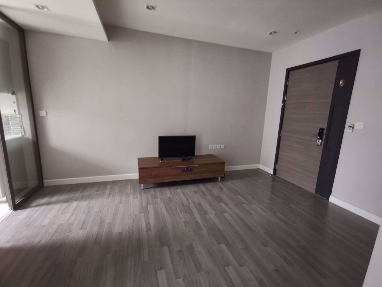 1 bedroom Condo in Bang Rak, Thailand No. 4860
