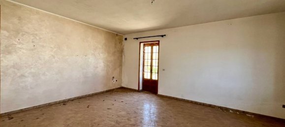 3 bedrooms Villa in Ugento, Italy No. 282872 5