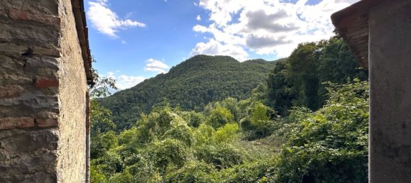 3 bedrooms Apartment in Vernio, Italy No. 339276 5