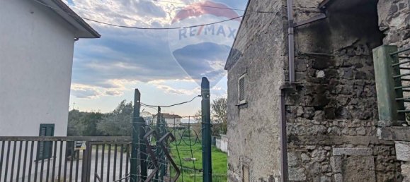 4 bedrooms House in Cervaro, Italy No. 324134 2