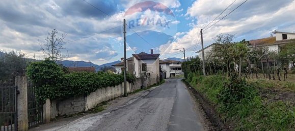 4 bedrooms House in Cervaro, Italy No. 324134 3