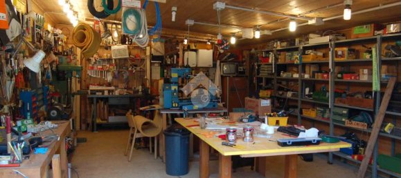 5 bedrooms Villa in Marmirolo, Italy No. 16043 22