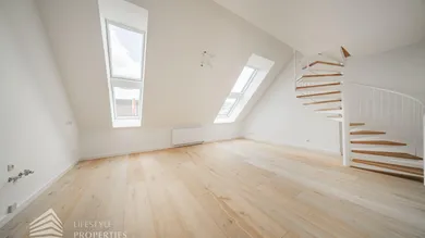 2 rooms Duplex in Wieden, Austria No. 216248