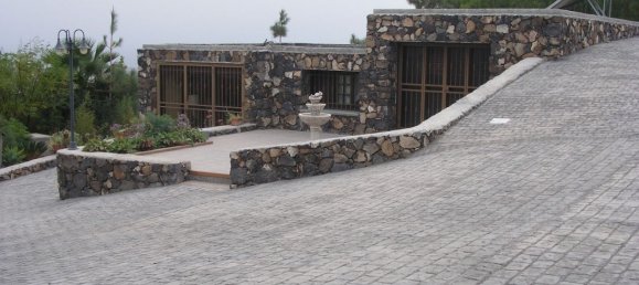 4 bedrooms Townhouse in San Miguel de Abona, Spain No. 129964 2