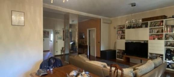 3 rooms Apartment in Turin, Italy No. 272855 9