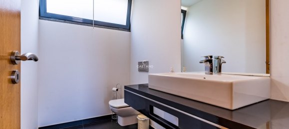 Villa de 3 dormitorios en Funchal, Portugal No. 139992 25