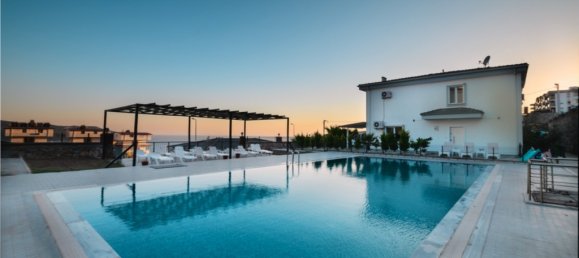 Villa 3+1 in Akbuk, Turkey No. 14799 14