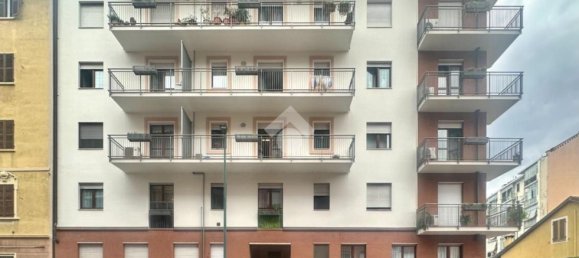 4 chambres Appartement à Turin, Italy No. 379366 2