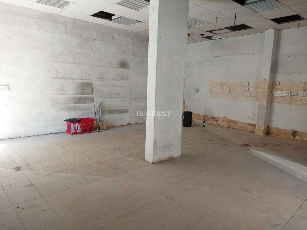 50m² Shop in Balzan, Malta No. 12716