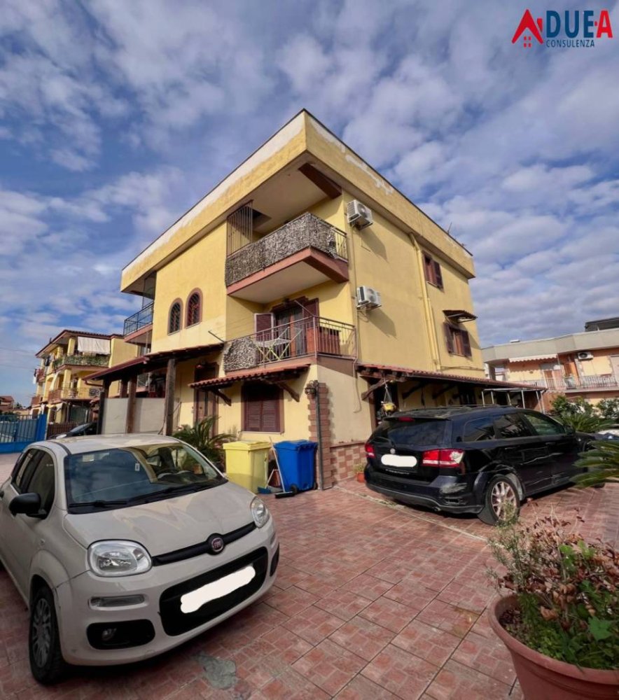 3 bedrooms Villa in Marano di Napoli, Italy No. 368540