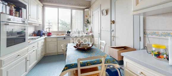 4 Schlafzimmer Wohnung in Tours, France, Nr. 68467 5