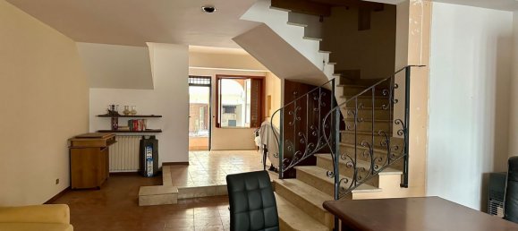 5 rooms House in Barcellona Pozzo di Gotto, Italy No. 140240 3