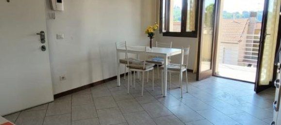 Apartamento de 2 habitaciónes en Montevarchi, Italy No. 232872 6