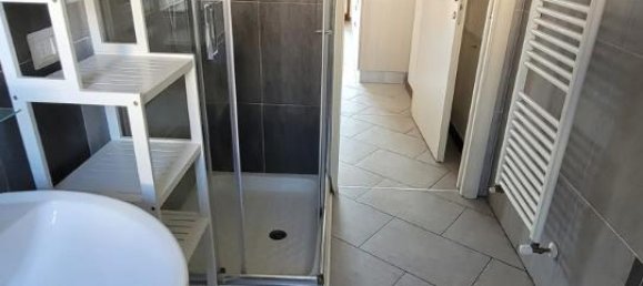 Apartamento de 2 habitaciónes en Montevarchi, Italy No. 232872 2