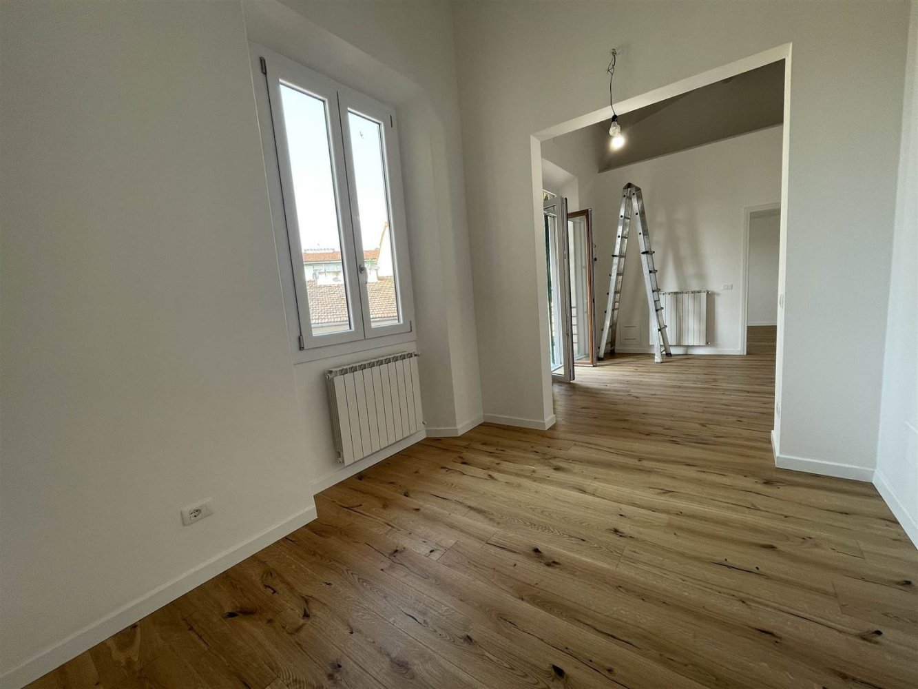 Apartamento de 3 habitaciónes en Florence, Italy No. 291027