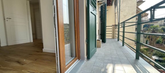 Apartamento de 3 habitaciónes en Florence, Italy No. 291027 8