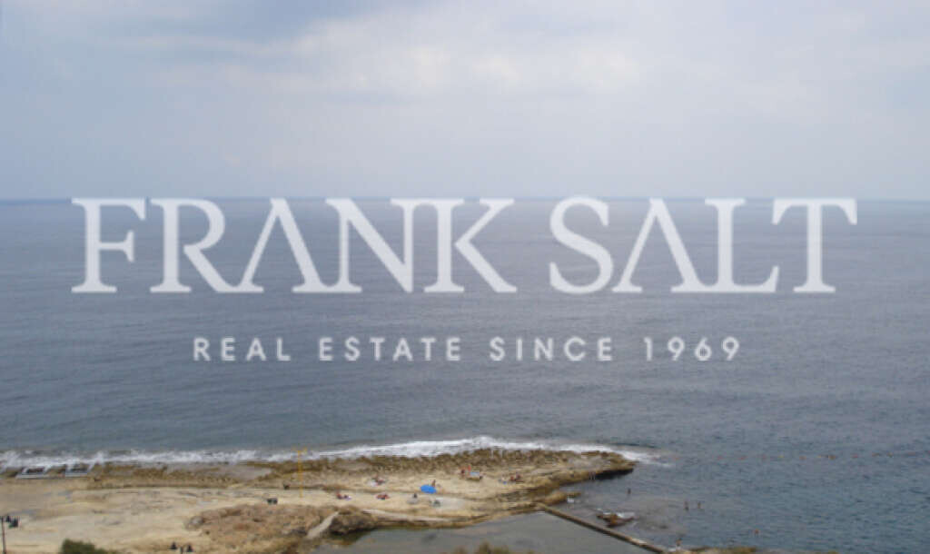 Apartamento de 3 dormitorios en Sliema, Malta No. 3428