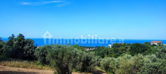 3 Schlafzimmer Wohnung in Pescara, Italy, Nr. 342126 19