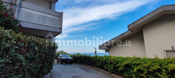 3 Schlafzimmer Wohnung in Pescara, Italy, Nr. 342126 4