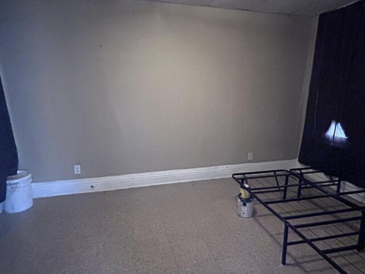 16 bedrooms House in East Chicago, USA No. 380003