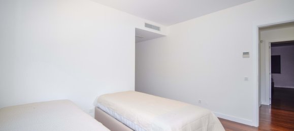 5 bedrooms Villa in Cascais, Portugal No. 172831 15