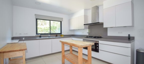 5 bedrooms Villa in Cascais, Portugal No. 172831 13