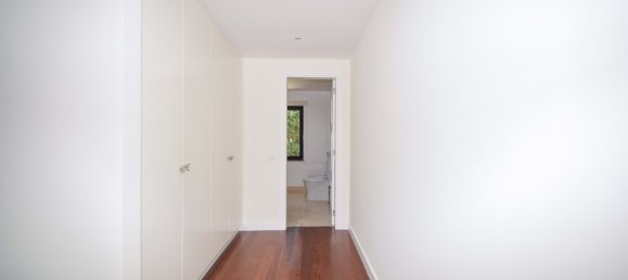 5 bedrooms Villa in Cascais, Portugal No. 172831 2