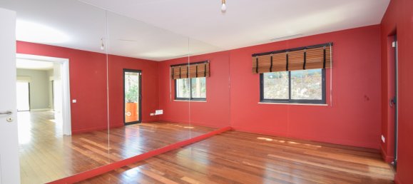 5 bedrooms Villa in Cascais, Portugal No. 172831 30