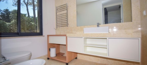 5 bedrooms Villa in Cascais, Portugal No. 172831 20