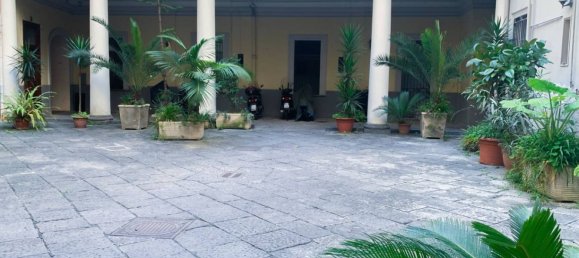 2 Schlafzimmer Wohnung in Naples, Italy, Nr. 357673 12