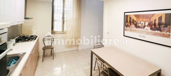 2 Schlafzimmer Wohnung in Naples, Italy, Nr. 357673 4