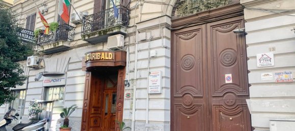 2 Schlafzimmer Wohnung in Naples, Italy, Nr. 357673 13