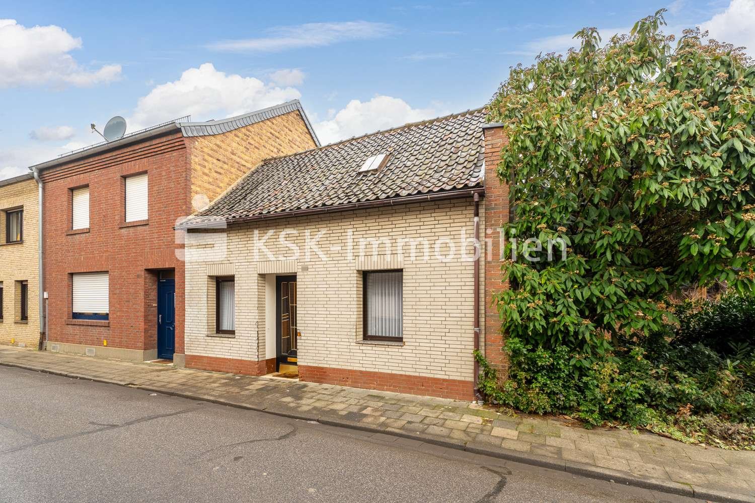 1 Schlafzimmer Haus in Rhein-Erft, Germany, Nr. 208215